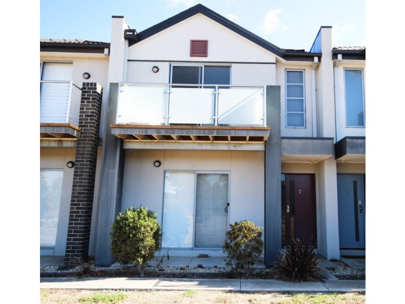7 Angeline Way, Craigieburn VIC 3064