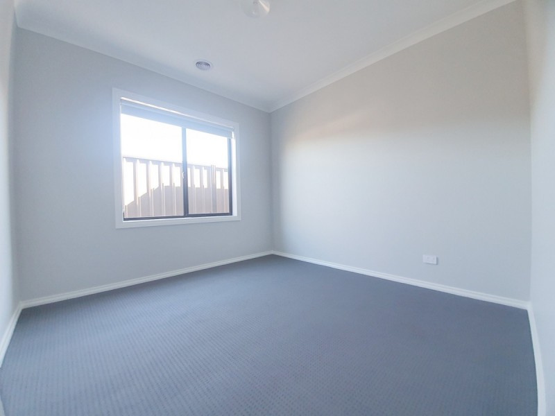 7 Roebling Street, Craigieburn VIC 3064