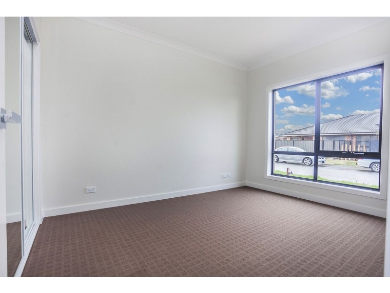 32 Faith Road, Craigieburn VIC 3064