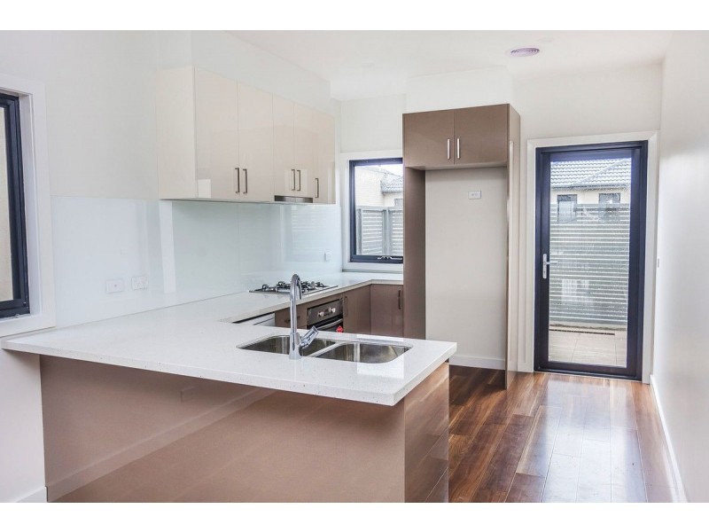 32 Faith Road, Craigieburn VIC 3064