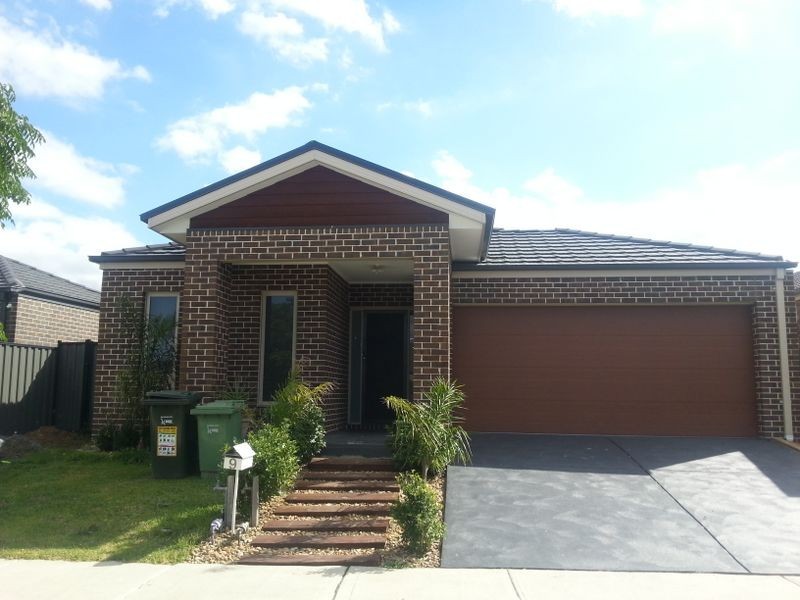 9 Falls Avenue, Craigieburn VIC 3064