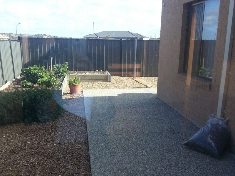 77 Newbury Blvd, Craigieburn VIC 3064