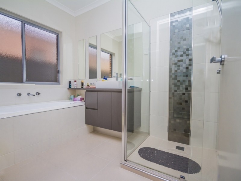 165 Newbury Boulevard, Craigieburn VIC 3064