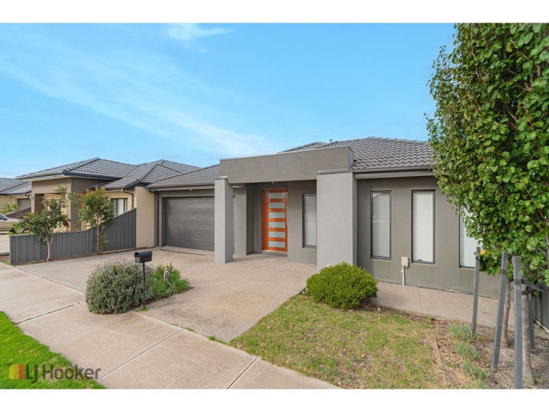 7 Recreation Street, Roxburgh Park VIC 3064