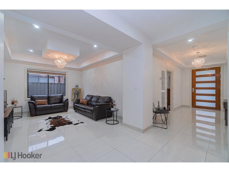 7 Recreation Street, Roxburgh Park VIC 3064