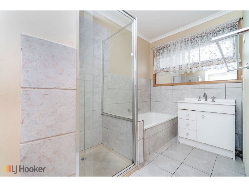 2 Eastgate Road, Craigieburn VIC 3064