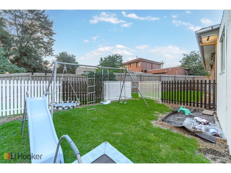 2 Eastgate Road, Craigieburn VIC 3064