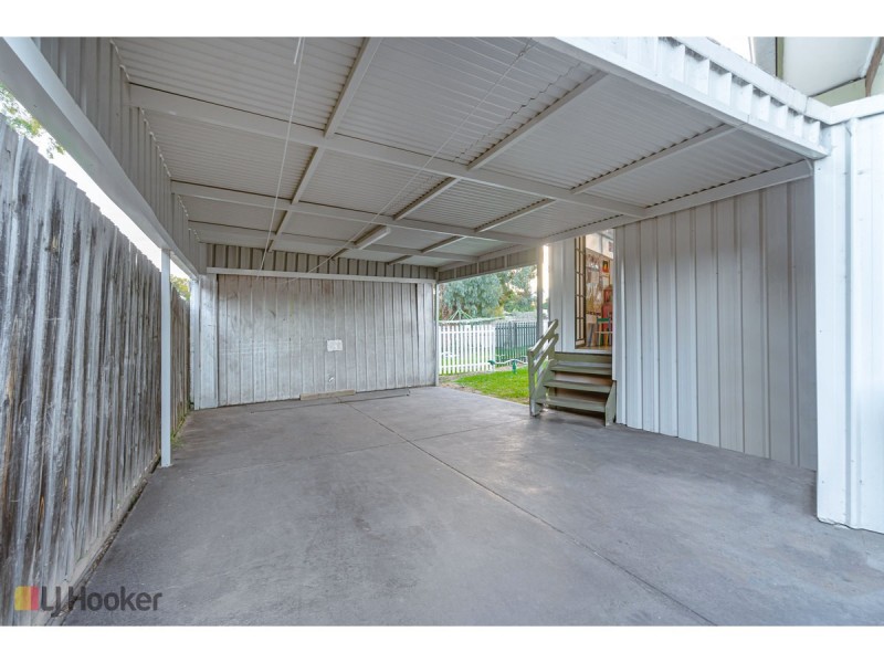 2 Eastgate Road, Craigieburn VIC 3064