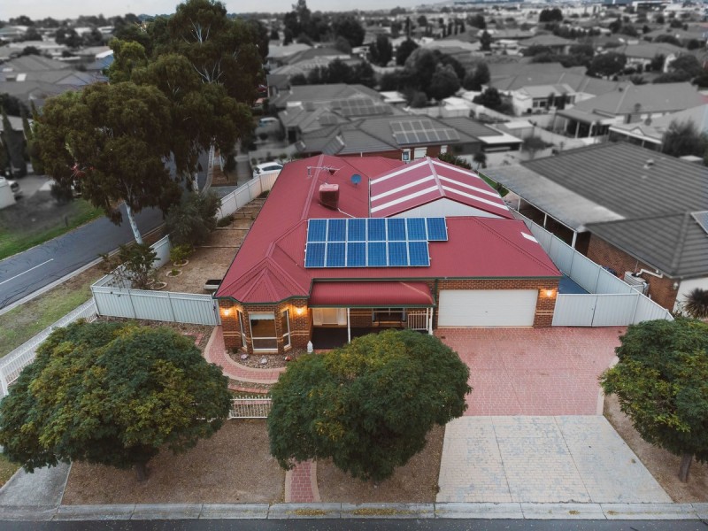 1 Mulberry Pass, Craigieburn VIC 3064