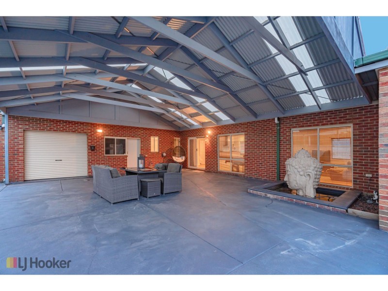 1 Mulberry Pass, Craigieburn VIC 3064