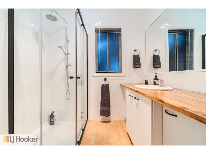 1 Mulberry Pass, Craigieburn VIC 3064