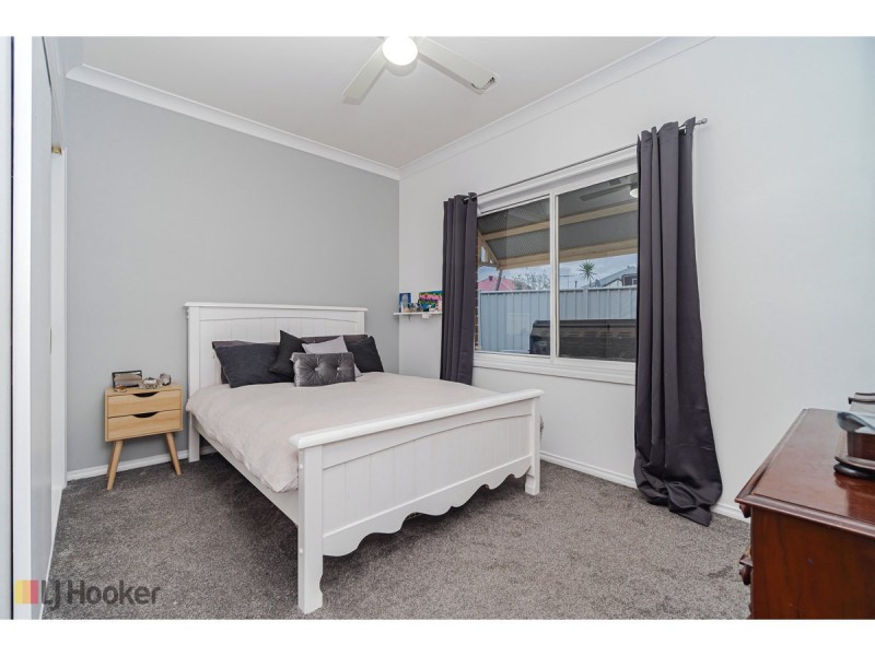1 Mulberry Pass, Craigieburn VIC 3064