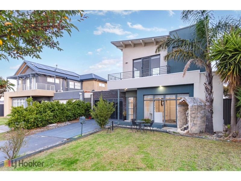 12 Wintersun Court, Roxburgh Park VIC 3064