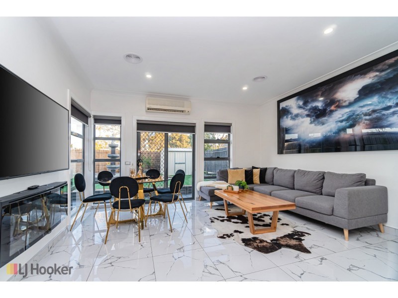 12 Wintersun Court, Roxburgh Park VIC 3064