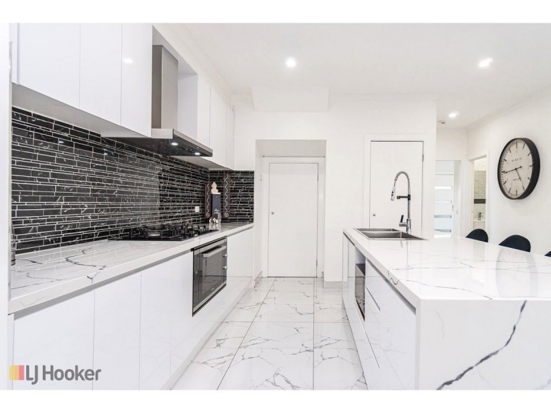 12 Wintersun Court, Roxburgh Park VIC 3064