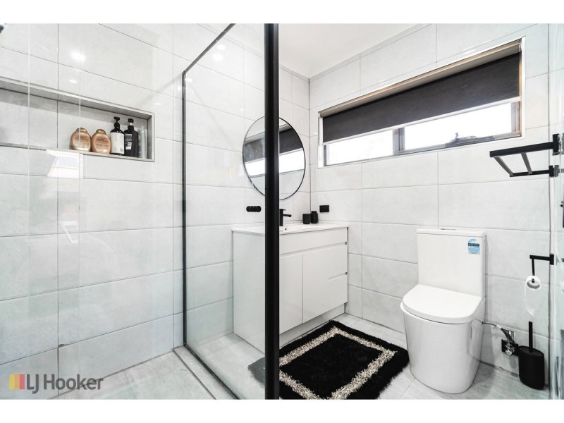 12 Wintersun Court, Roxburgh Park VIC 3064