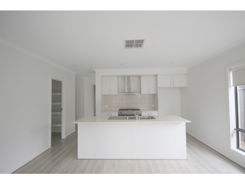 3 Zeal Way, Craigieburn VIC 3064