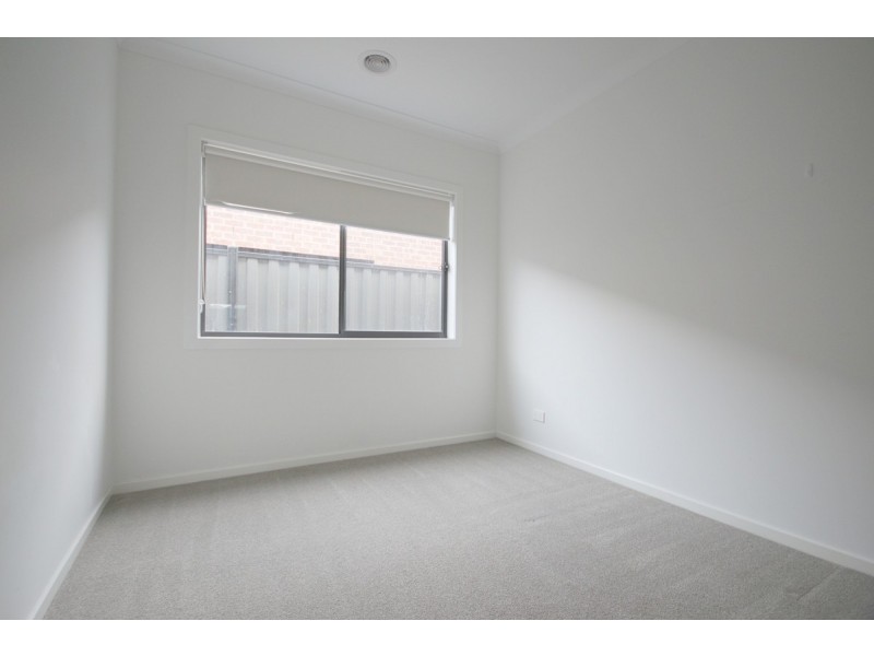 3 Zeal Way, Craigieburn VIC 3064