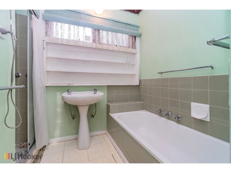 8 Wattleglen Street, Craigieburn VIC 3064