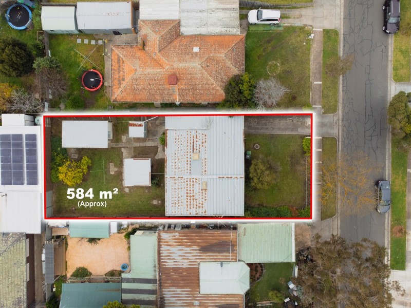 8 Wattleglen Street, Craigieburn VIC 3064