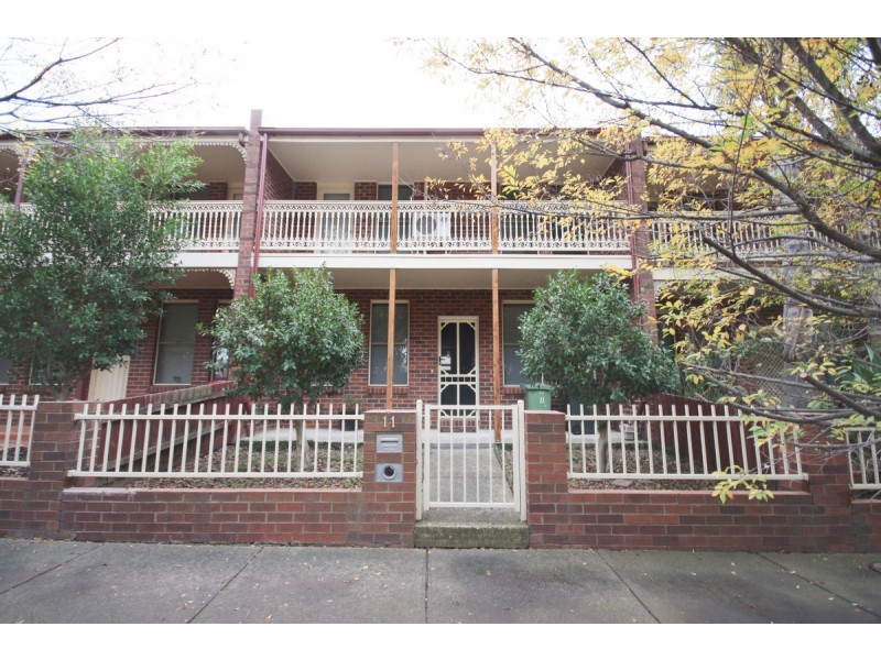 11 Brearley Place, Roxburgh Park VIC 3064