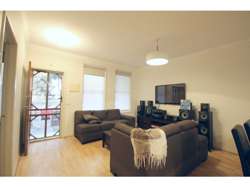 11 Brearley Place, Roxburgh Park VIC 3064