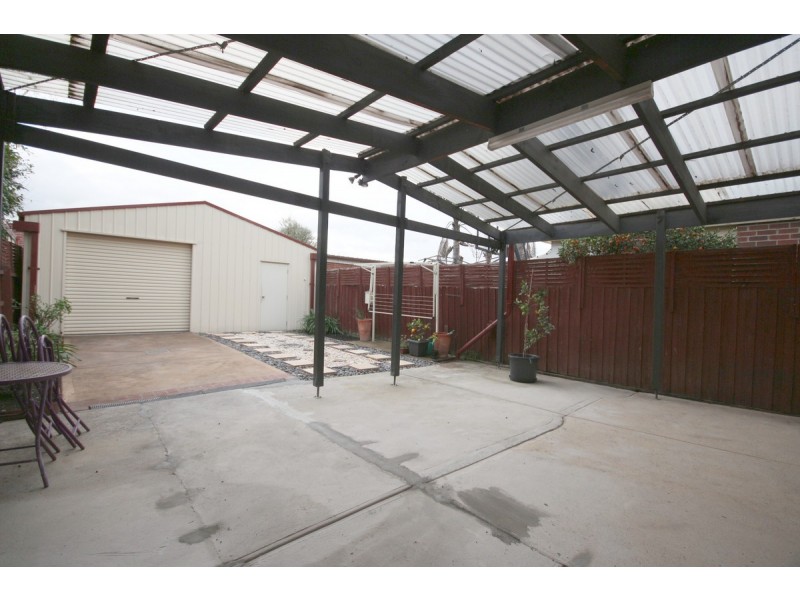 11 Brearley Place, Roxburgh Park VIC 3064