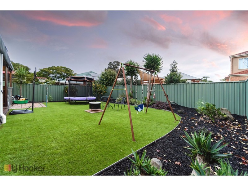 11 Studley Park Way, Craigieburn VIC 3064