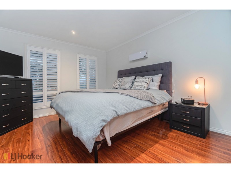 11 Studley Park Way, Craigieburn VIC 3064