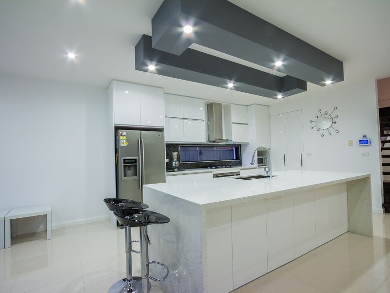 29 Biltmore Cresent, Roxburgh Park VIC 3064