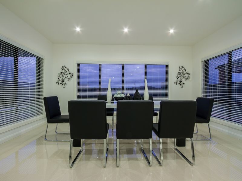 29 Biltmore Cresent, Roxburgh Park VIC 3064