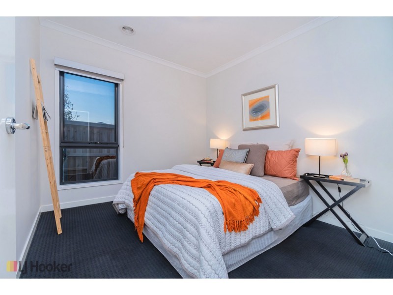 2 Littlewick Parade, Mickleham VIC 3064