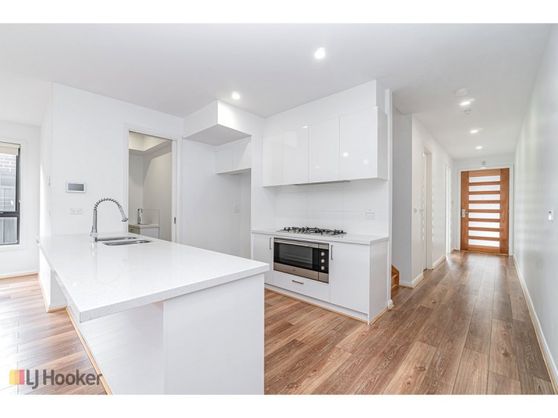 40 Fortitude Drive, Craigieburn VIC 3064