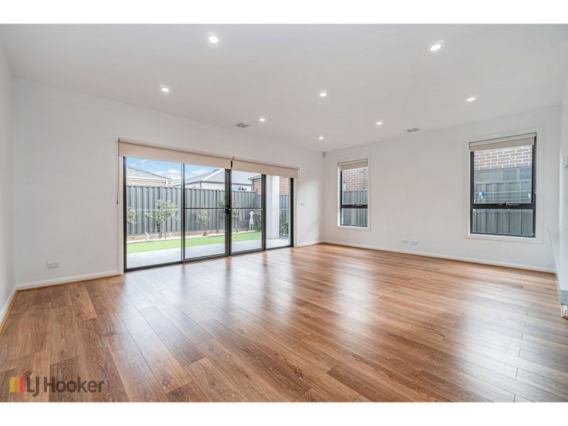 40 Fortitude Drive, Craigieburn VIC 3064