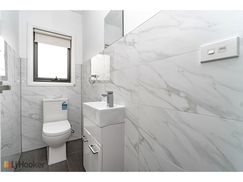 40 Fortitude Drive, Craigieburn VIC 3064