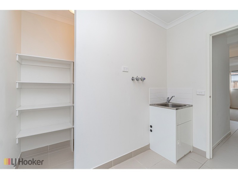 16 Degraves Street, Mickleham VIC 3064