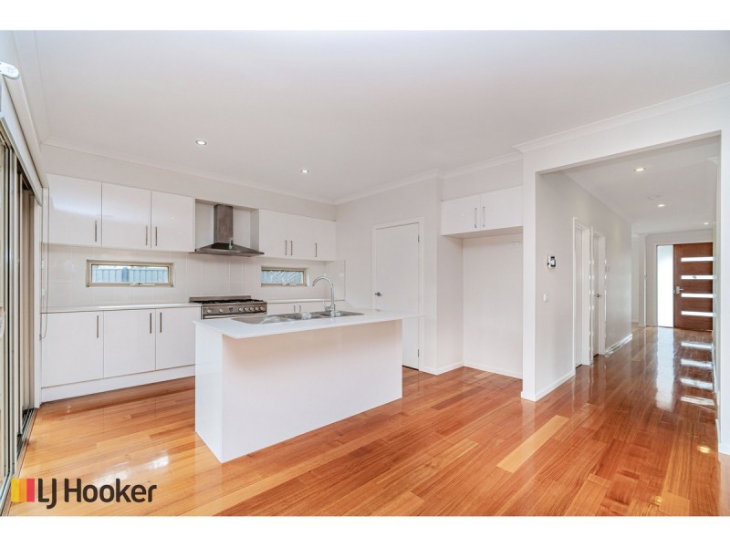 88 Bridgehaven Drive, Craigieburn VIC 3064