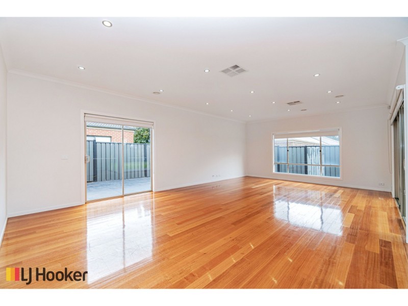 88 Bridgehaven Drive, Craigieburn VIC 3064