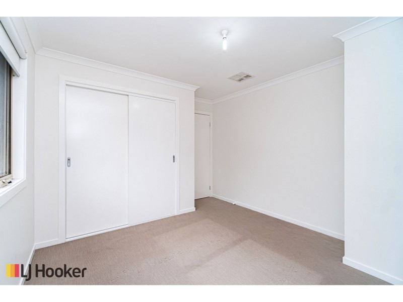 88 Bridgehaven Drive, Craigieburn VIC 3064