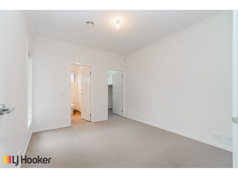 88 Bridgehaven Drive, Craigieburn VIC 3064