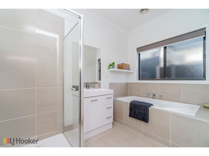 20 Acland Street, Craigieburn VIC 3064