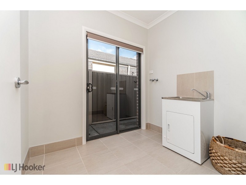 20 Acland Street, Craigieburn VIC 3064