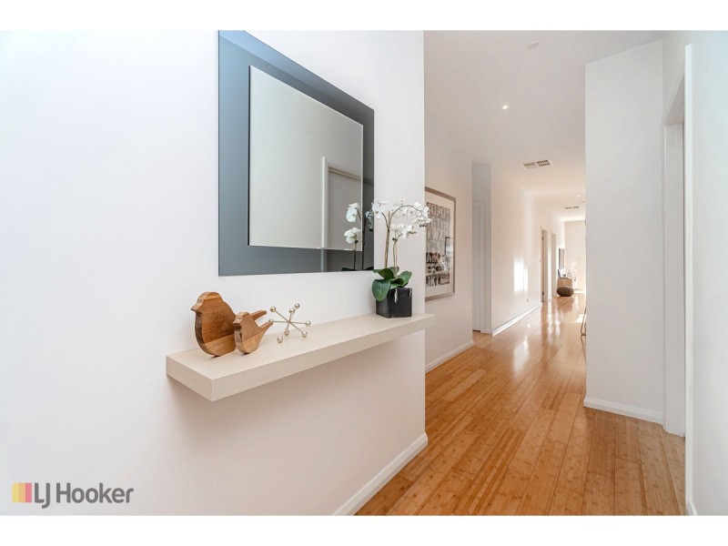 20 Acland Street, Craigieburn VIC 3064