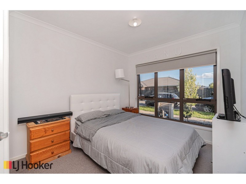 7 Sandwood Place, Craigieburn VIC 3064