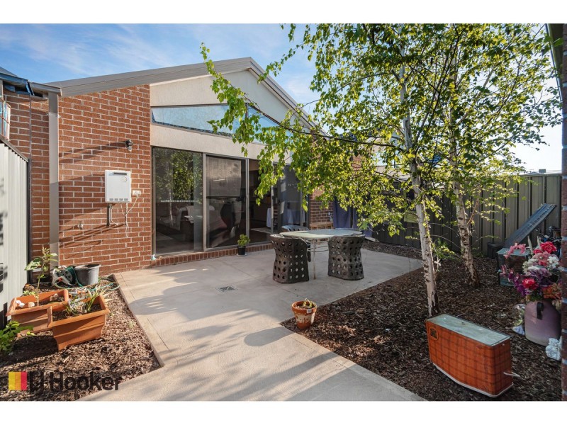 7 Sandwood Place, Craigieburn VIC 3064