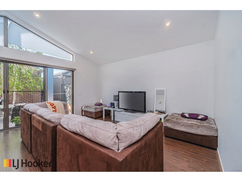 7 Sandwood Place, Craigieburn VIC 3064