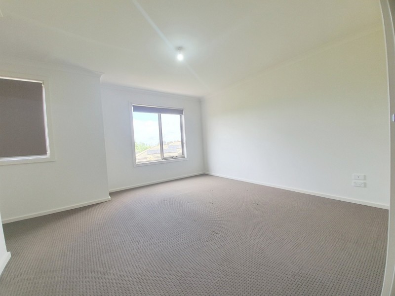 16/1-11 Hyde Park Avenue, Craigieburn VIC 3064