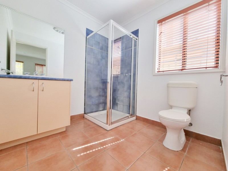 5 Swinburne Close, Craigieburn VIC 3064