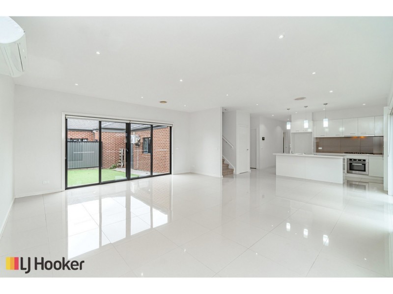 29 Calm Avenue, Craigieburn VIC 3064