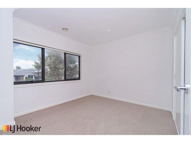 29 Calm Avenue, Craigieburn VIC 3064